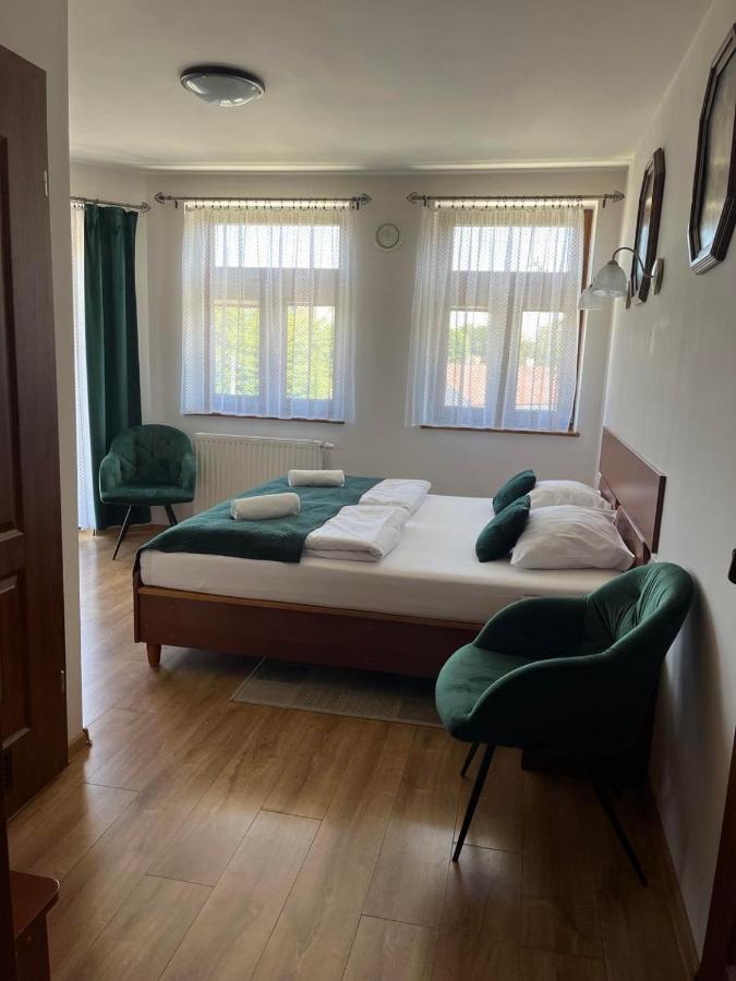Kamienica Przy Bramie Otel Opatow  Dış mekan fotoğraf