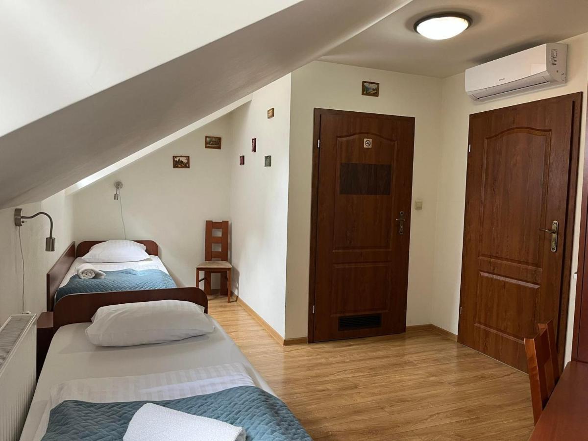 Kamienica Przy Bramie Otel Opatow  Dış mekan fotoğraf
