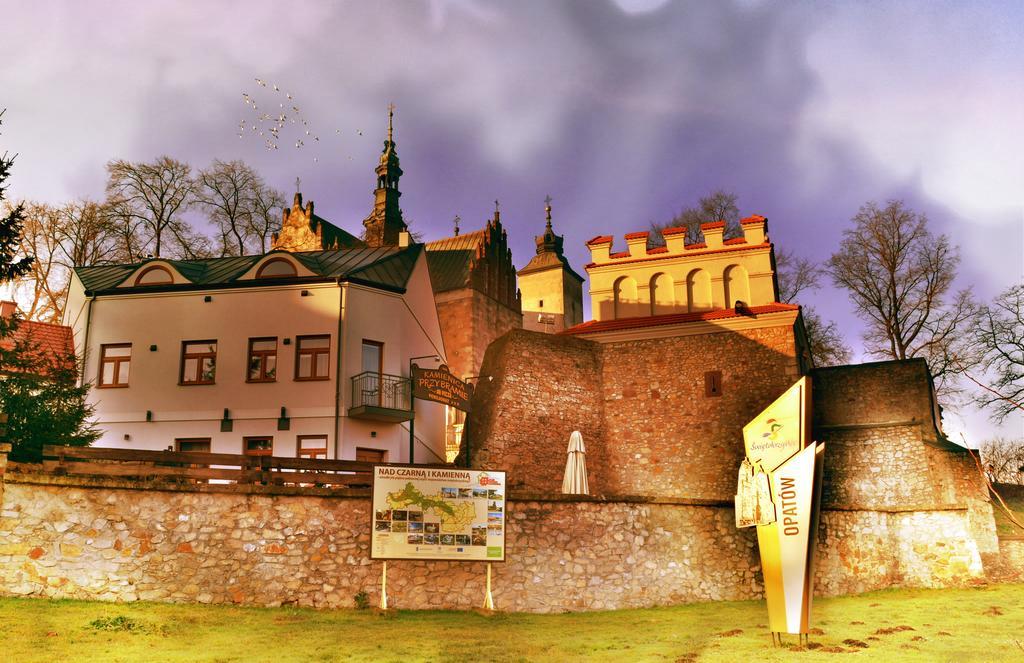 Kamienica Przy Bramie Otel Opatow  Dış mekan fotoğraf